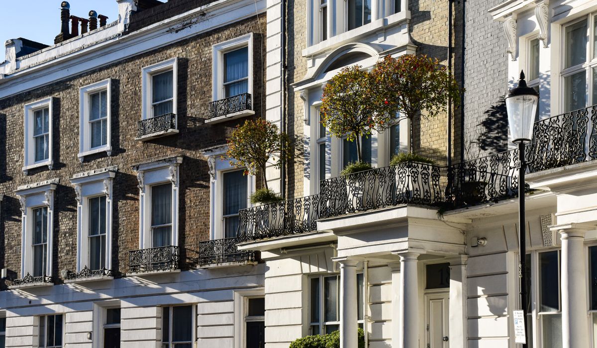 Conserving Stonework in Historic British Buildings
